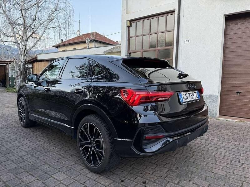Usata Audi Q3 Sportback S-Line 150 CV (110 kW) 2022 SUV