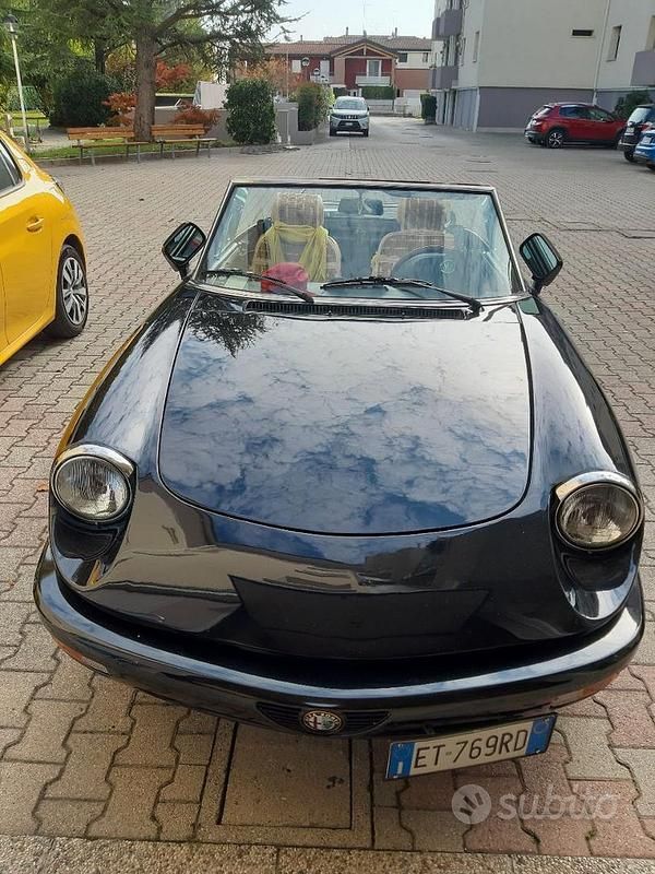 Usata Alfa Romeo Spider 1990 Nero Cabrio