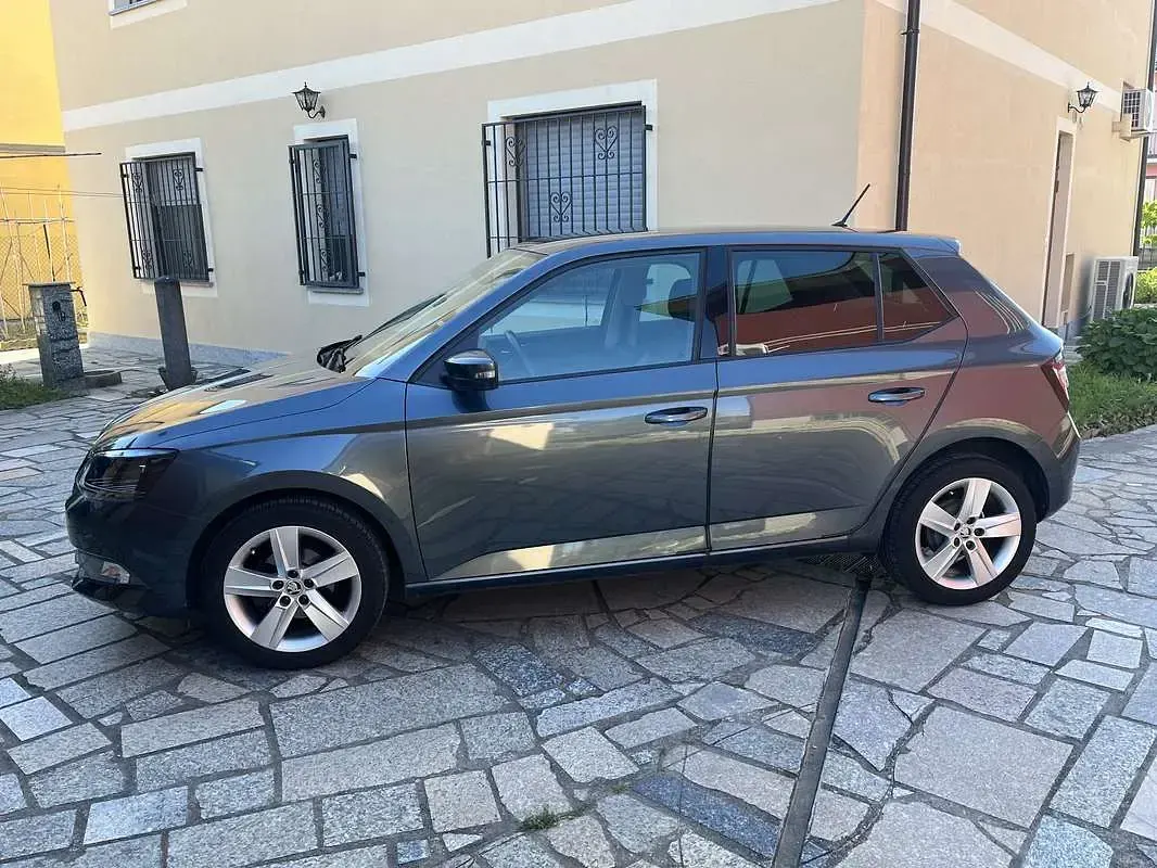 Occasion Skoda Fabia Style 90 PK (66 kW) 2016 Grijs Sedan
