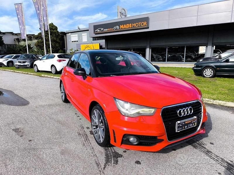 Rosso Usata 2014 Audi A1 Admired Berlina | 7999 € (Buon prezzo) - Immagine 1/4