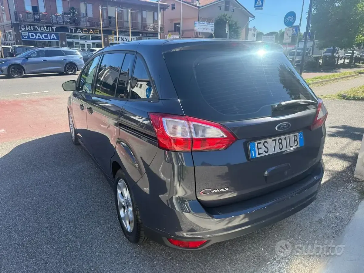 Usata Ford C-MAX Titanium 116 CV (85 kW) 2013 Grigio Monovolume