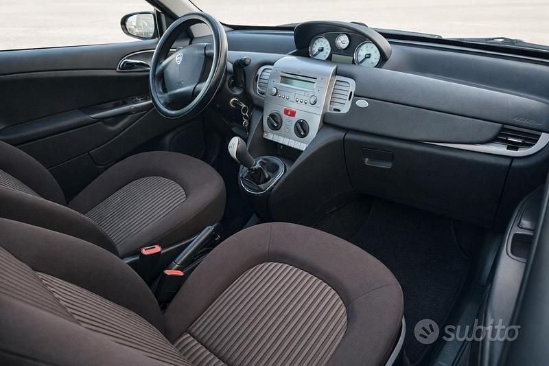 Usata Lancia Ypsilon 2012 Utilitaria