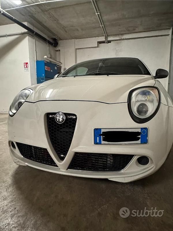 Bianco Usata 2010 Alfa Romeo MiTo Due volumi | 6500 € - Immagine 1/4