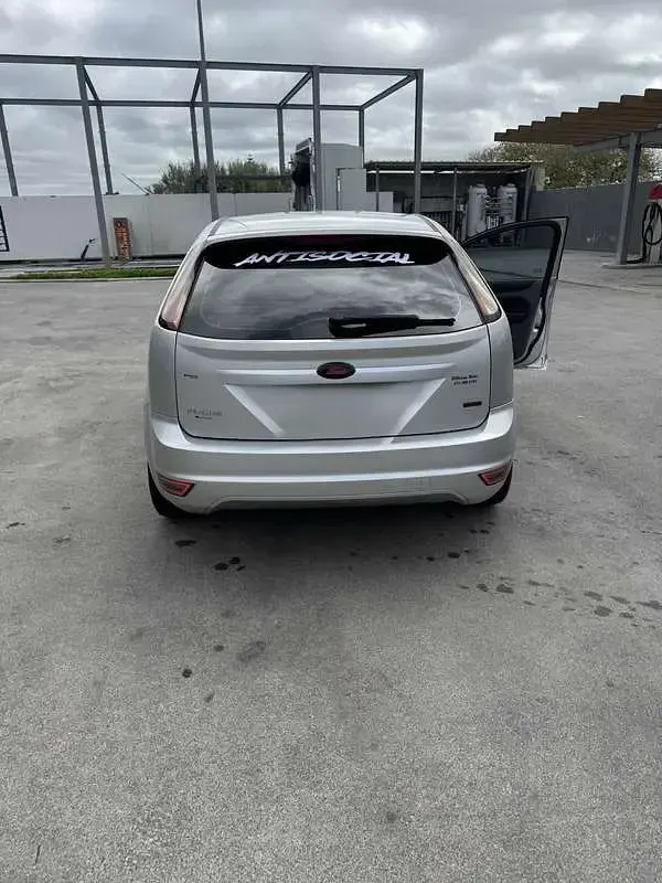Usata Ford Focus 90 CV (66 kW) 2008 Berlina
