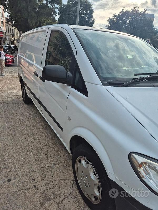Usata Mercedes Vito 150 CV (110 kW) 2009 Bianco Furgone