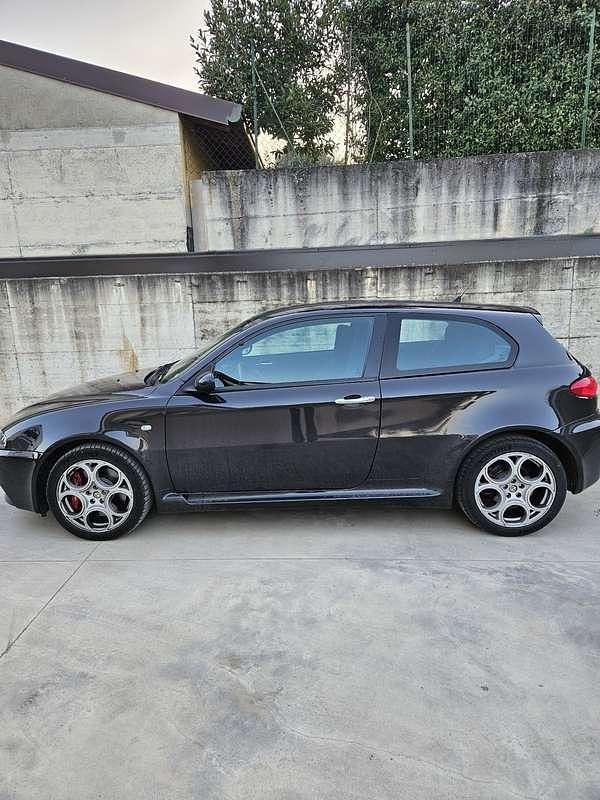Usata Alfa Romeo 147 GTA 252 CV (185 kW) 2005 Utilitaria