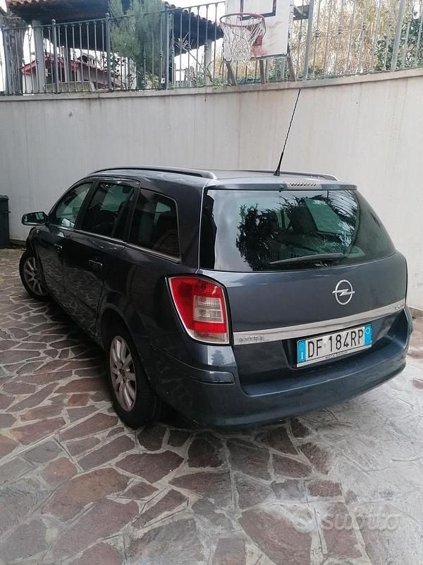 Occasion Opel Astra 68 ch (50 kW) 2007 Break