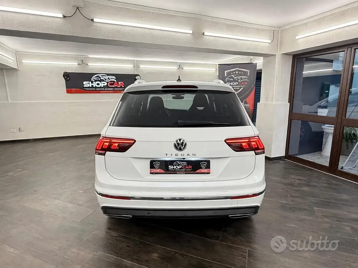 Usata VW Tiguan Elegance 150 CV (110 kW) 2021 Bianco SUV