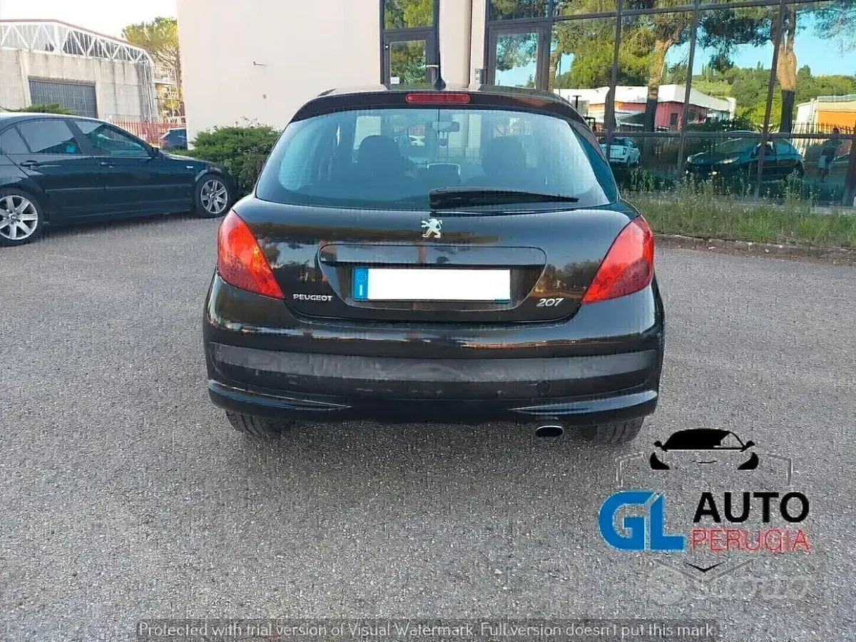 Usata Peugeot 207 90 CV (66 kW) 2010 Nero Berlina