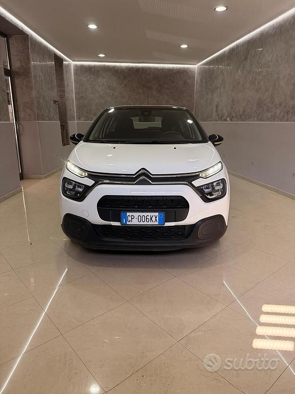 Usata Citroën C3 Shine 102 CV (75 kW) 2023 Bianco Utilitaria