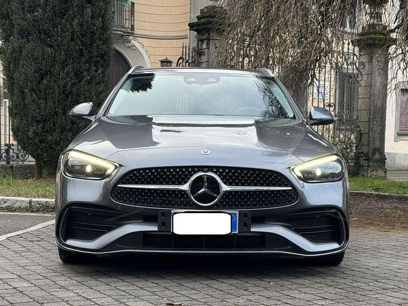 Usata Mercedes C220 Premium Plus 200 CV (147 kW) 2022 Grigio scuro Station wagon