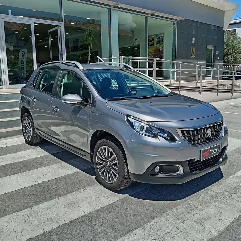 Usata Peugeot 2008 Allure 99 CV (72 kW) 2017 Grigio SUV