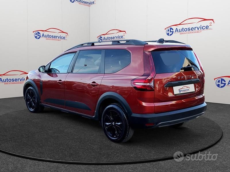 Usata Dacia Jogger Extreme 100 CV (73 kW) 2023 Rosso Monovolume