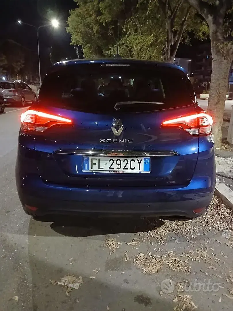 Usata Renault Scénic III 110 CV (80 kW) 2017 Blu Monovolume