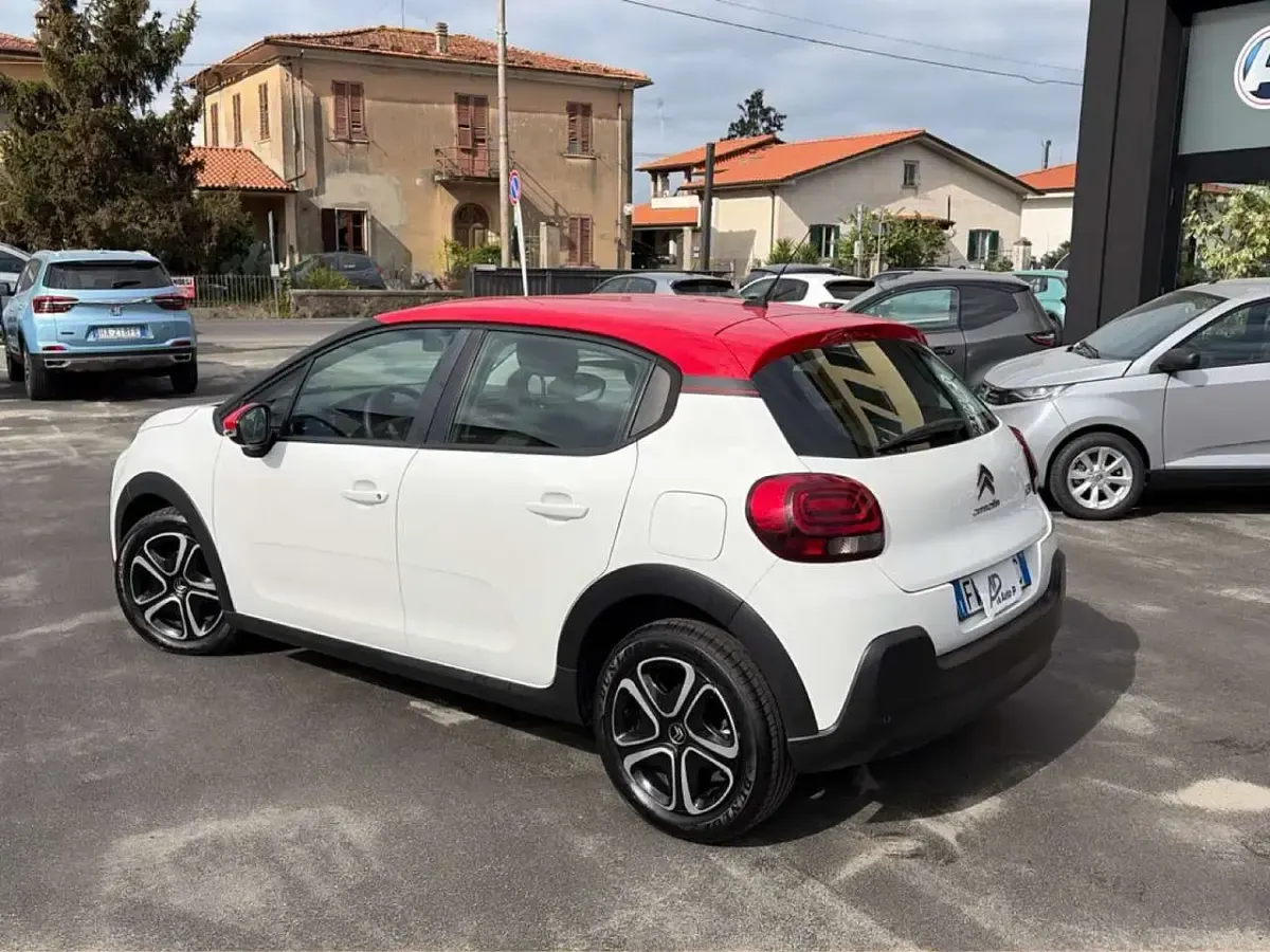 Usata Citroën C3 Feel 102 CV (75 kW) 2019 Bianco Utilitaria