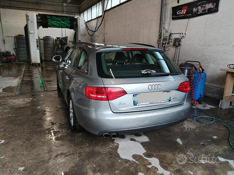 Grigio Usata 2008 Audi A4 Ambiente Station wagon | 4500 € (Buon prezzo) - Immagine 1/4
