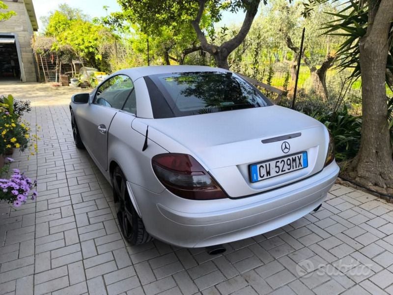 Usata Mercedes SLK200 2005 Grigio Cabrio