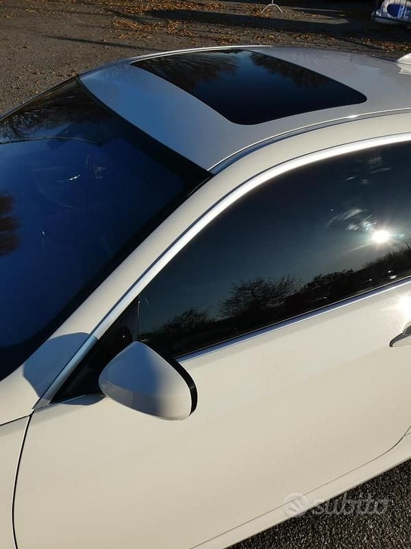 Usata BMW 335 2010 Bianco Coupé