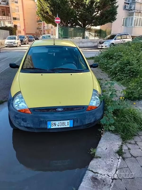 Usata Ford Ka 60 CV (44 kW) 2000 Giallo Utilitaria