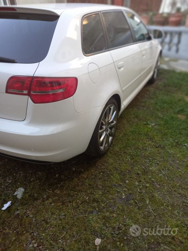 Bianco Usata 2009 Audi A3 Tre volumi | 7000 € (Cara) - Immagine 1/1