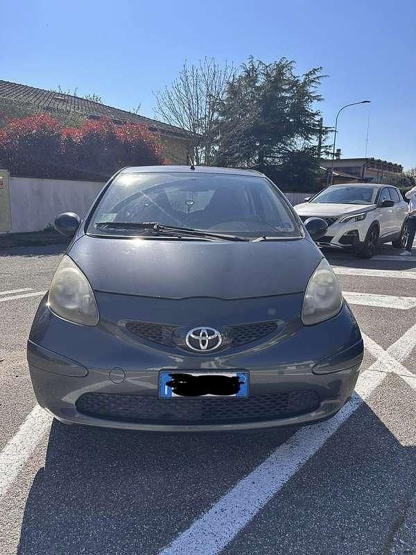 Usata Toyota Aygo 68 CV (50 kW) 2006 Utilitaria