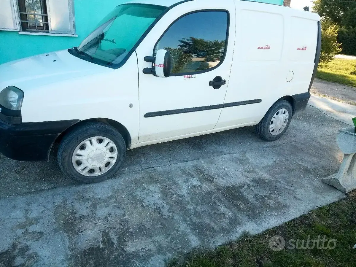 Usata Fiat Doblò 63 CV (46 kW) 2001 Bianco Monovolume