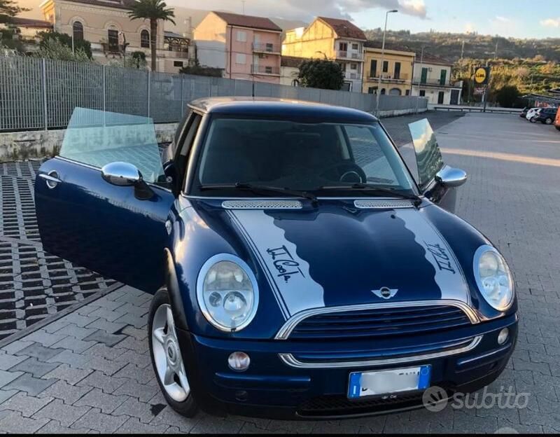 Käytetty Mini Cooper 2002 Sininen Viistoperä