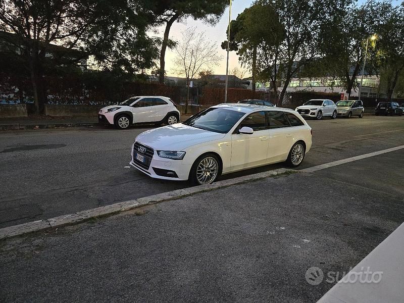 Usata 2013 Audi A4 S-Line Station wagon | 5400 € (Ottimo prezzo) - Immagine 1/4