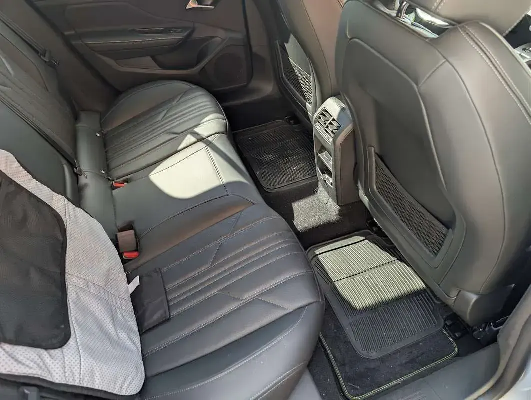 Usata Peugeot 408 GT 131 CV (96 kW) 2024 SUV