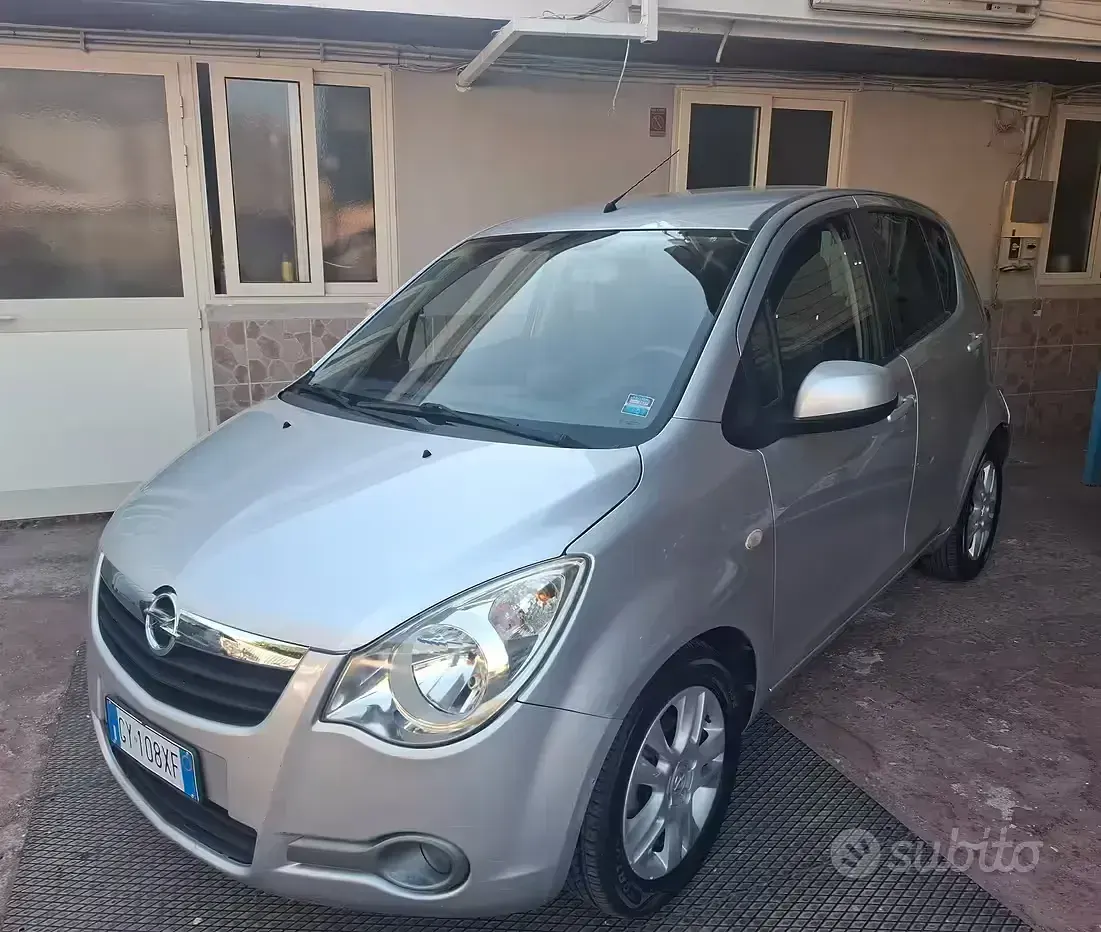 Usata Opel Agila Enjoy 94 CV (69 kW) 2012 Grigio Utilitaria