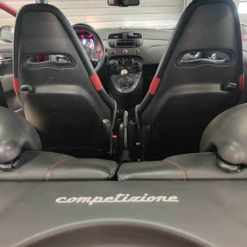 Usata Abarth 595 Competizione 179 CV (131 kW) 2016 Rosso metallizzato Utilitaria