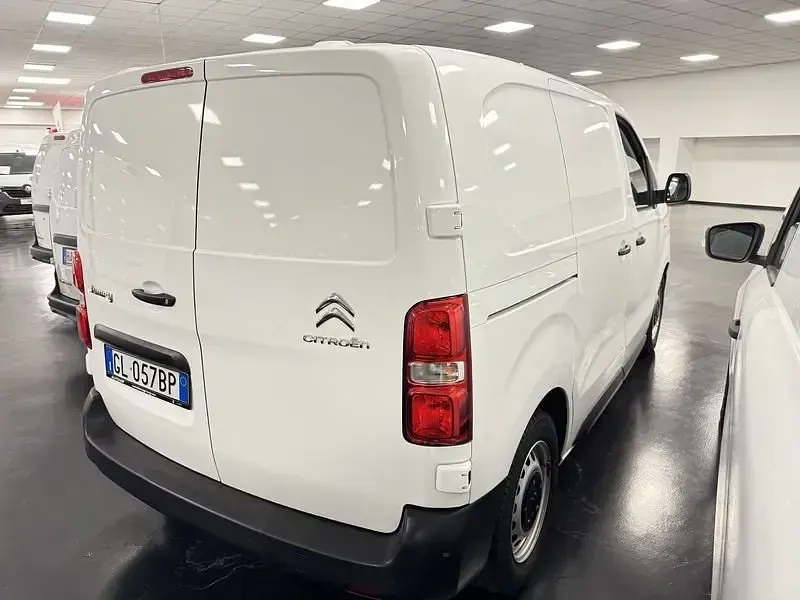 Usata Citroën Jumpy Comfort 120 CV (88 kW) 2022 Bianco Monovolume