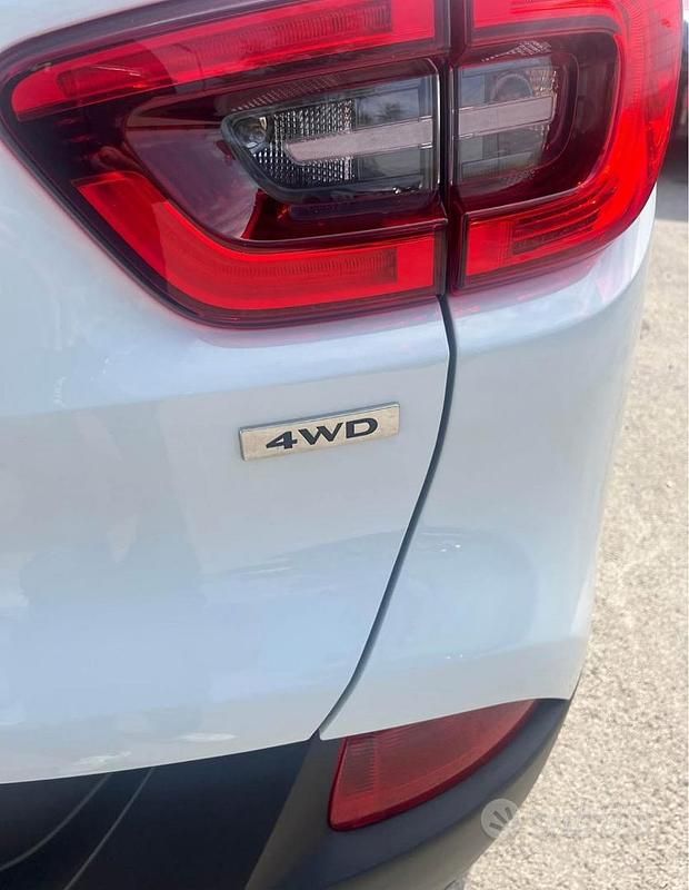 Usata Renault Kadjar 130 CV (95 kW) 2015 Bianco SUV