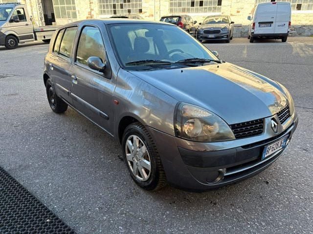 Usata Renault Clio II 2001 Grigio scuro