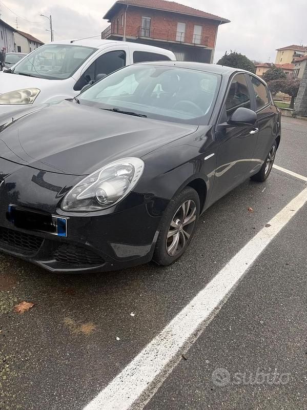 Usata Alfa Romeo Giulietta 105 CV (77 kW) 2014 Nero Berlina
