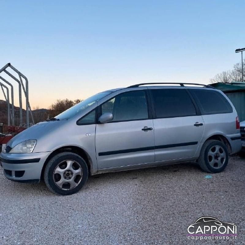 Usata Ford Galaxy 115 CV (84 kW) 2002 Argento Monovolume