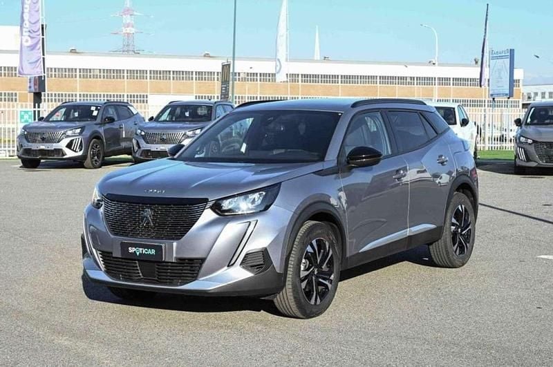 Usata Peugeot 2008 Allure 101 CV (74 kW) 2023 SUV
