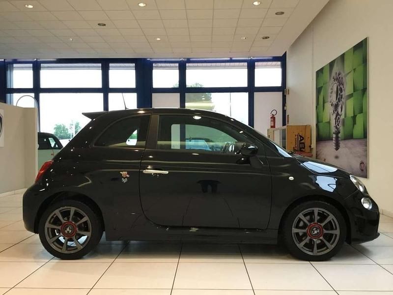 Usata Abarth 595 145 CV (106 kW) 2021 Nero Utilitaria