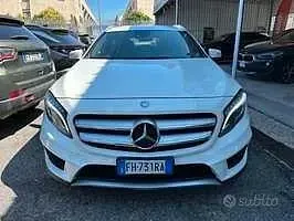 Usata Mercedes GLA200 Premium 136 CV (100 kW) 2017 Bianco SUV