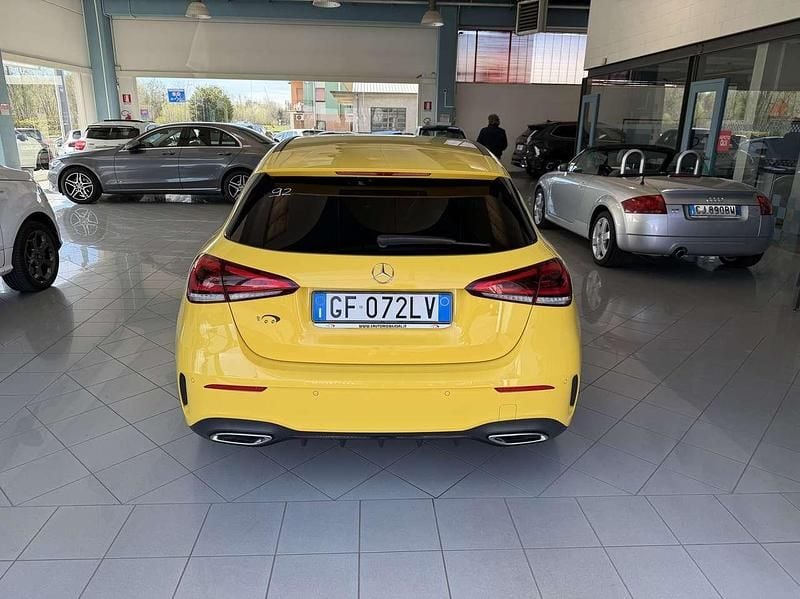 Usata Mercedes A180 Premium 116 CV (85 kW) 2021 Giallo Berlina