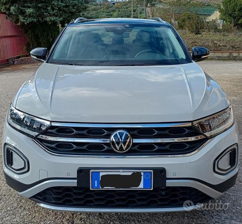 Usata VW T-Roc 110 CV (80 kW) 2022 Bianco SUV