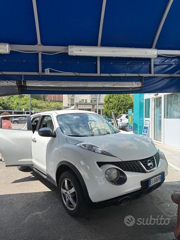 Usata Nissan Juke Tekna 110 CV (80 kW) 2013 Bianco SUV