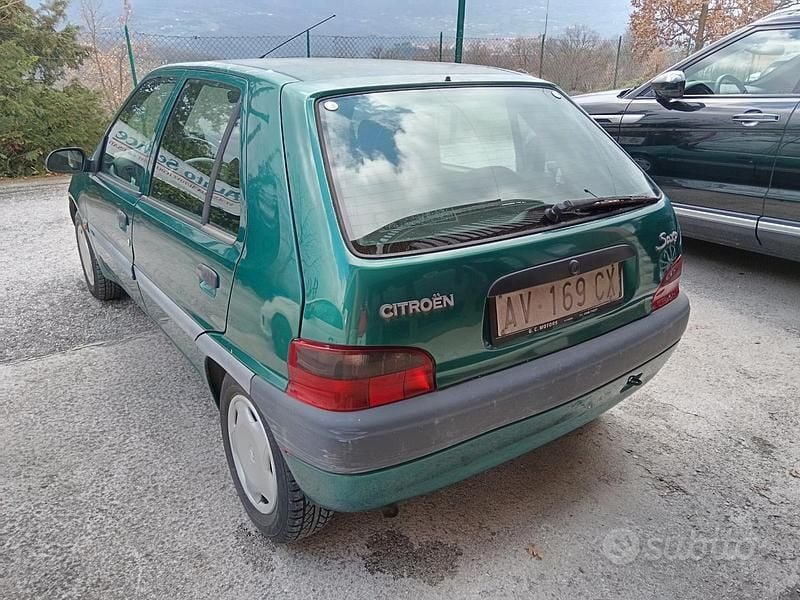 Usata Citroën Saxo 57 CV (41 kW) 1997 Verde Utilitaria