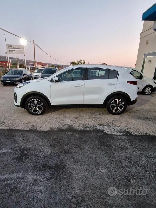 Usata Kia Sportage 115 CV (84 kW) 2021 Bianco SUV