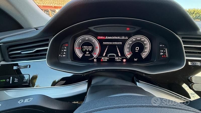 Usata Audi Q8 231 CV (169 kW) 2022 Nero SUV