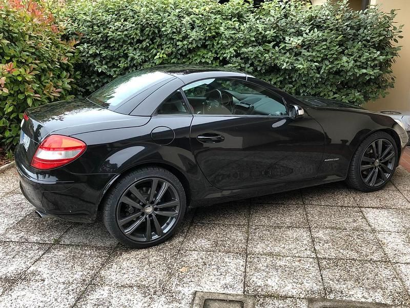 Usata Mercedes SLK200 2007 Nero Cabrio