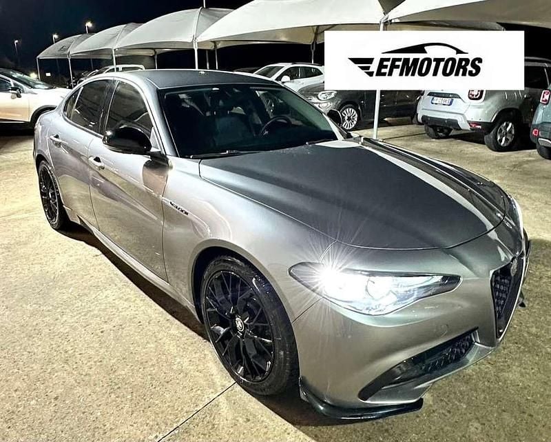 Usata Alfa Romeo Giulia Super 150 CV (110 kW) 2017 Grigio Berlina