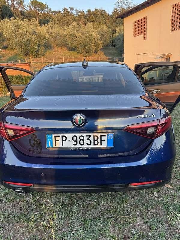 Usata Alfa Romeo Giulia 150 CV (110 kW) 2018 Berlina