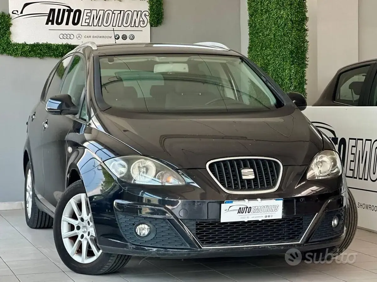 Usata Seat Altea 105 CV (77 kW) 2011 Monovolume