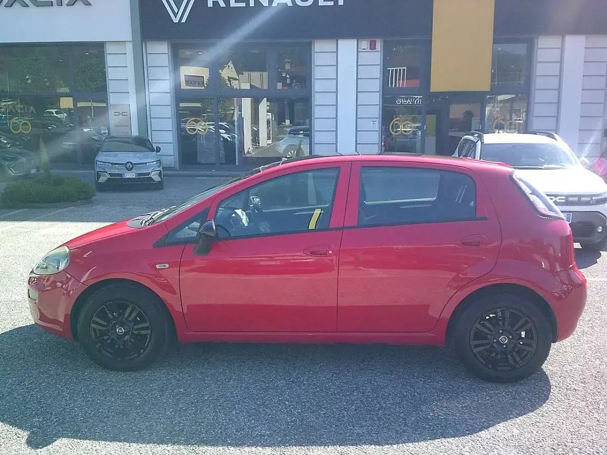 Usata Fiat Punto S 84 CV (61 kW) 2013 Rosso Utilitaria
